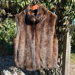 Vintage COACO New York Reversible Faux Mink Fur Vest Striped Brown Black pockets